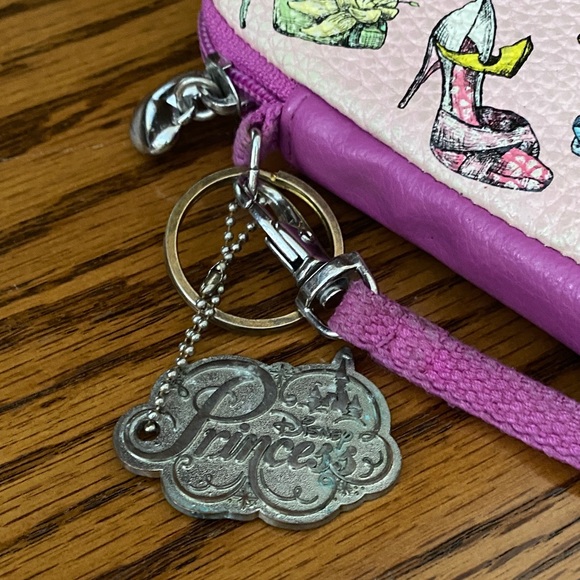 DISNEY Pink and Purple Key & Card Holder - Picture 2 of 13